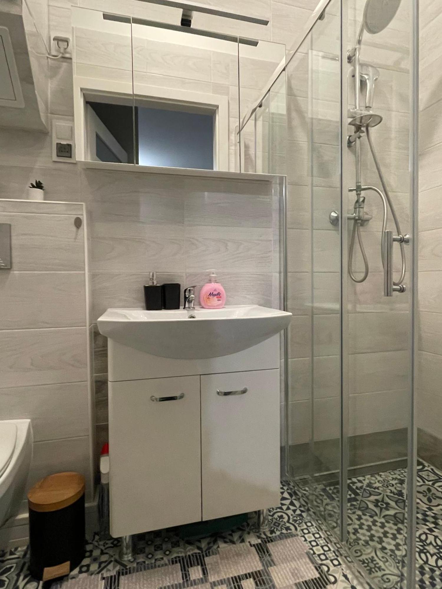 Apartment Home3city Przytulny 300 M Od Plazy *